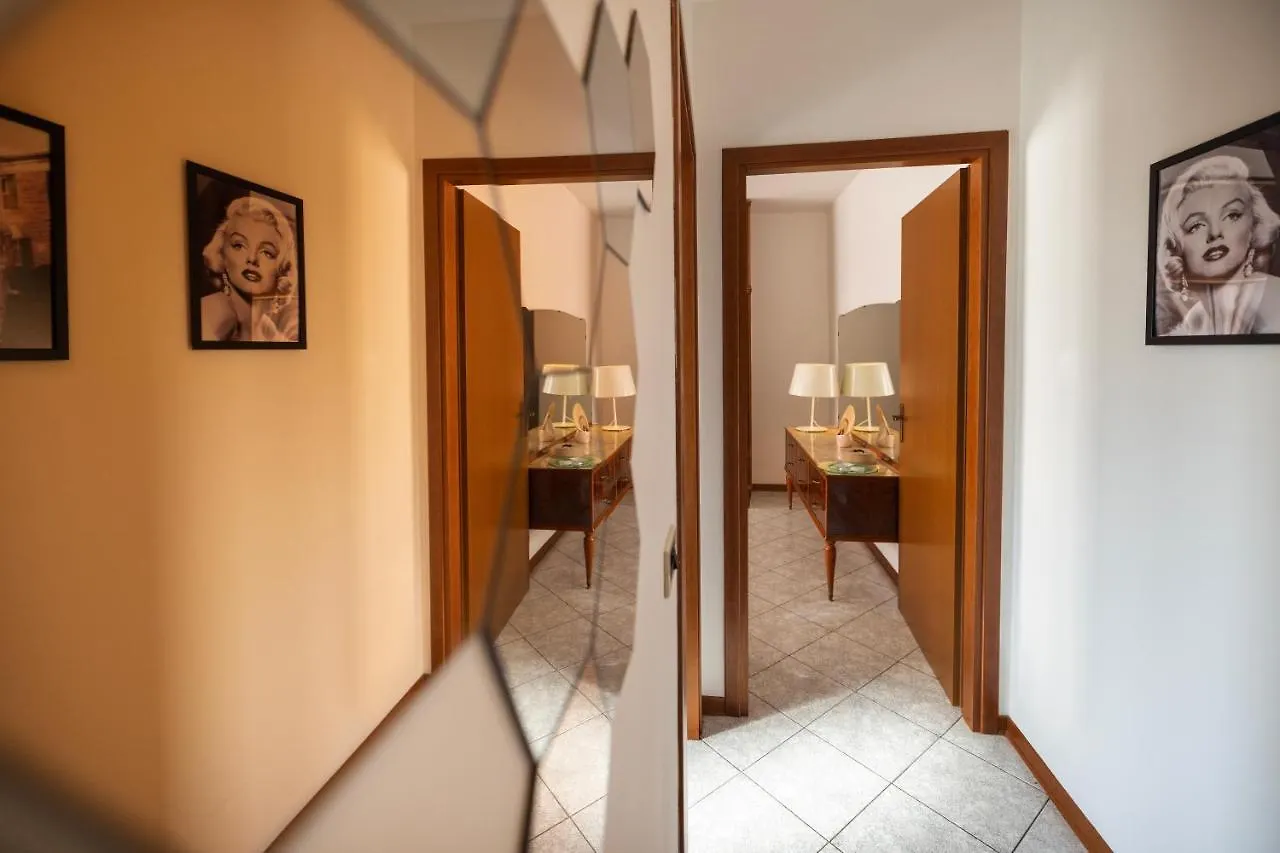 We Home - House Of Stars - Bologna Appartamento