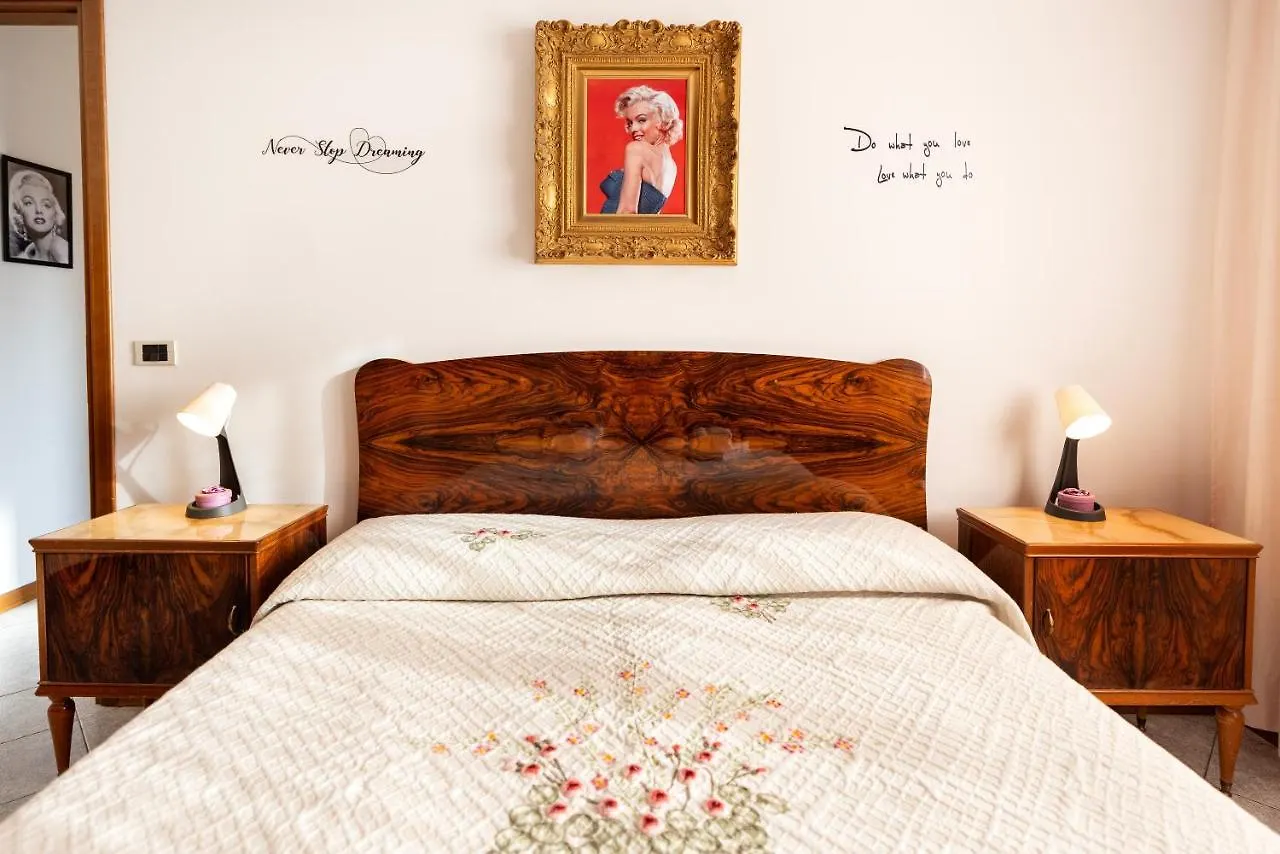 We Home - House Of Stars - Bolonha Apartamento