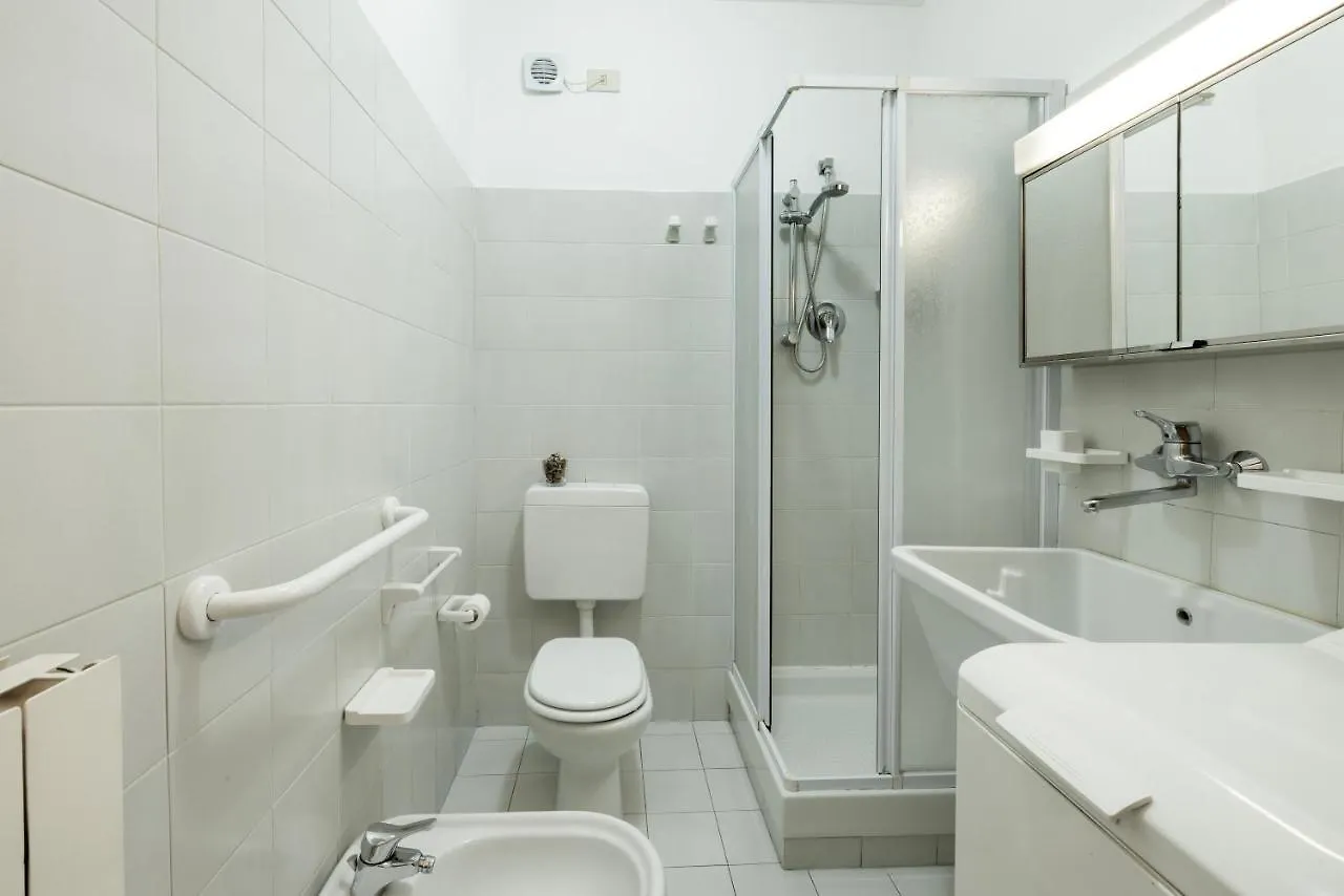 We Home - House Of Stars - Bolonha Apartamento